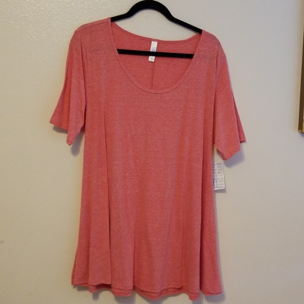 LuLaRoe Perfect T in Heathered Red